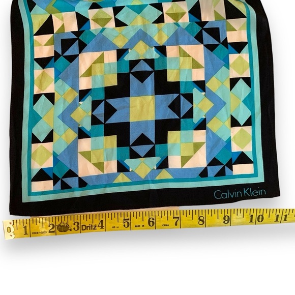 NWOT silk Calvin Klein scarf - Picture 2 of 9